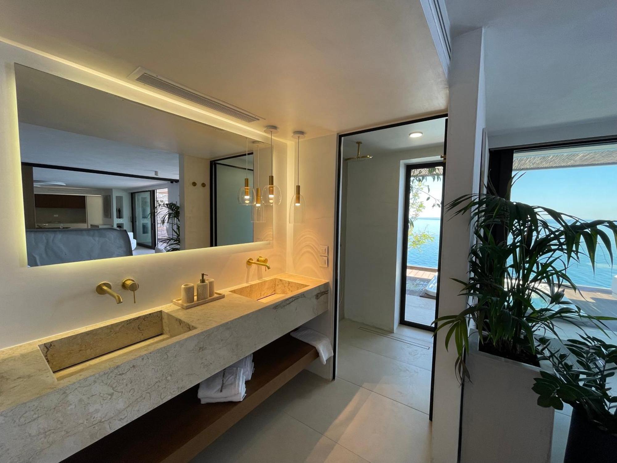 Mystique Luxury Suite Achlia Eksteriør bilde